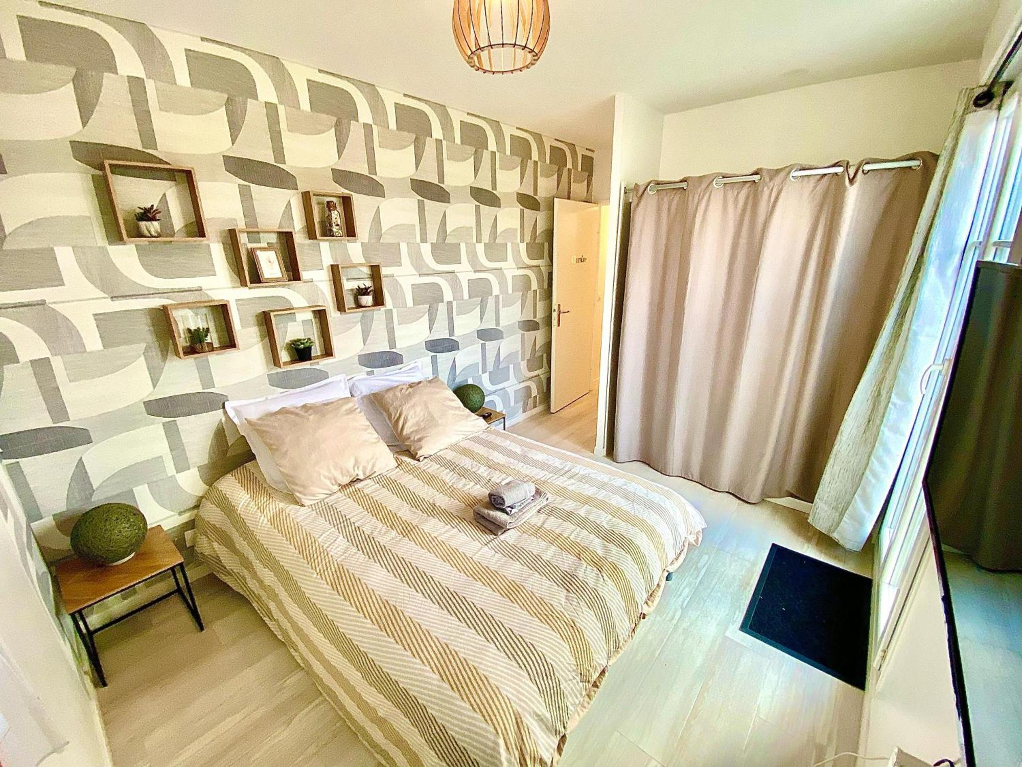 Le Prestige Terrasse-Cocon Familial Cosy, Billard & Jacuzzi Avec Vue Sur Paris Daire Le Blanc-Mesnil Dış mekan fotoğraf